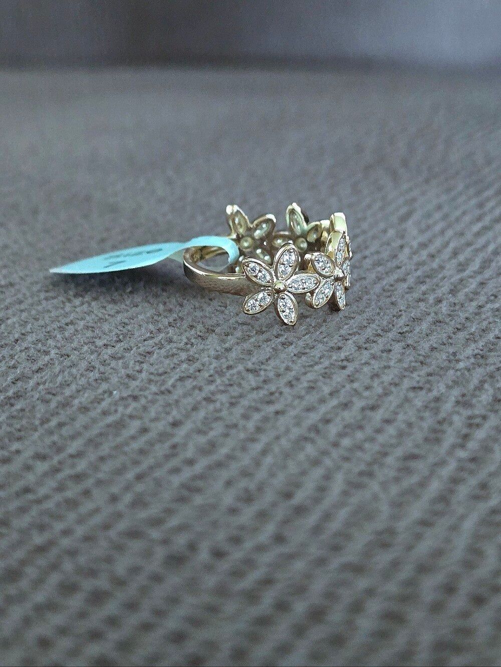 ✨️HP 2X✨️ Ava Ro🚣 Connecting Gold💛 Flowers🌼 Ring💍 - Picture 6 of 16